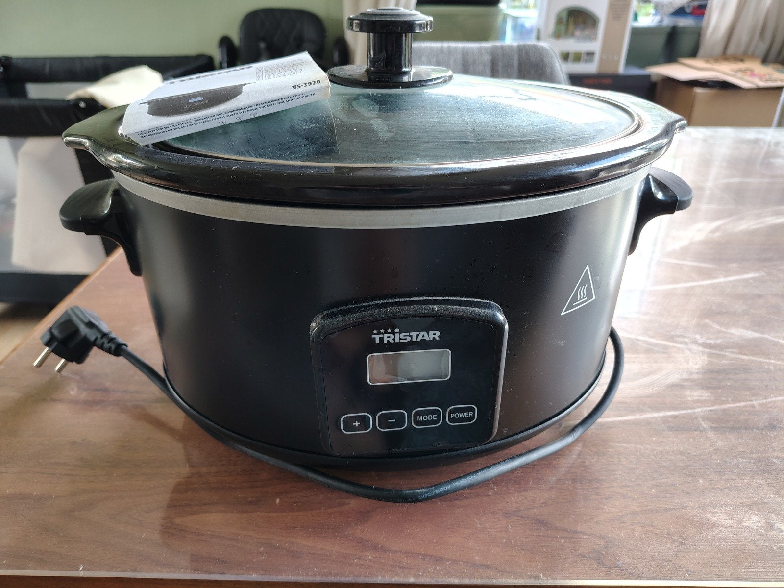 Foto 2 van Tristar Slowcooker  4.5L - Keramische binnenpan