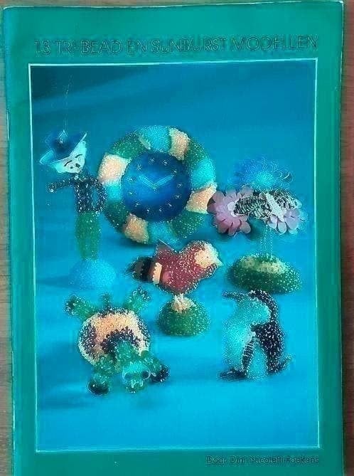13 tri-bead en sunburst modellen - Dini Nicoletti- Foekens, Ophalen of Verzenden, Zo goed als nieuw