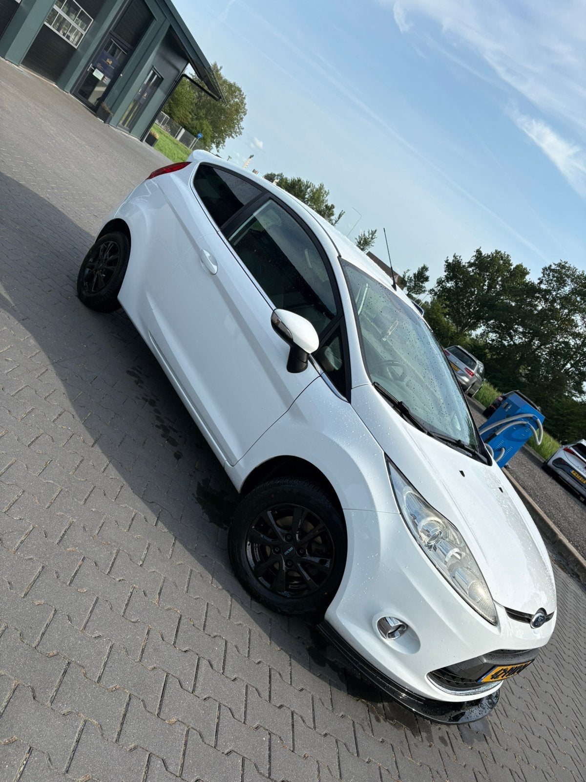 Ford Fiësta 1.25 60KW 3DR 2011 Wit, Auto's, Ford, Voorwielaandrijving, 600 kg, 4 cilinders, Wit