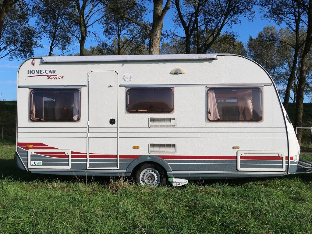 TOPSTAAT: Home-Car Racer Trophy 44 / voortent / 2x luifel, Home-car, Standaardzit, Bedrijf, 750 - 1000 kg