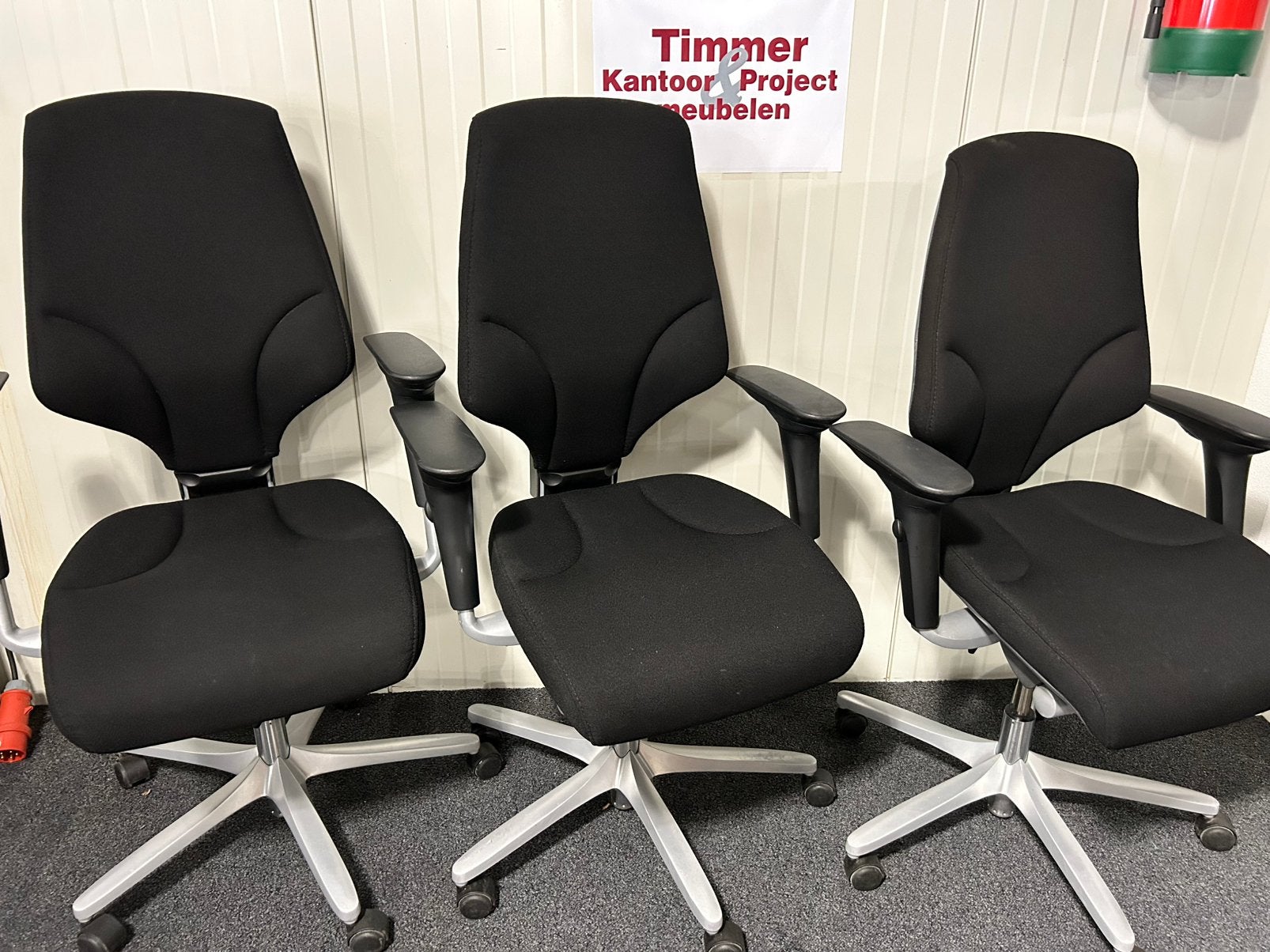 Giroflex 64 XL zwart comfort, lendestrun en 4d armleggers, Gebruikt, Zwart, Ophalen of Verzenden, Bureaustoel