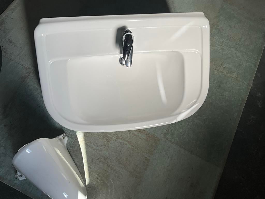 Wastafel Villeroy & Boch 90x60 cm met kraan, Ophalen, Gebruikt, Wastafel