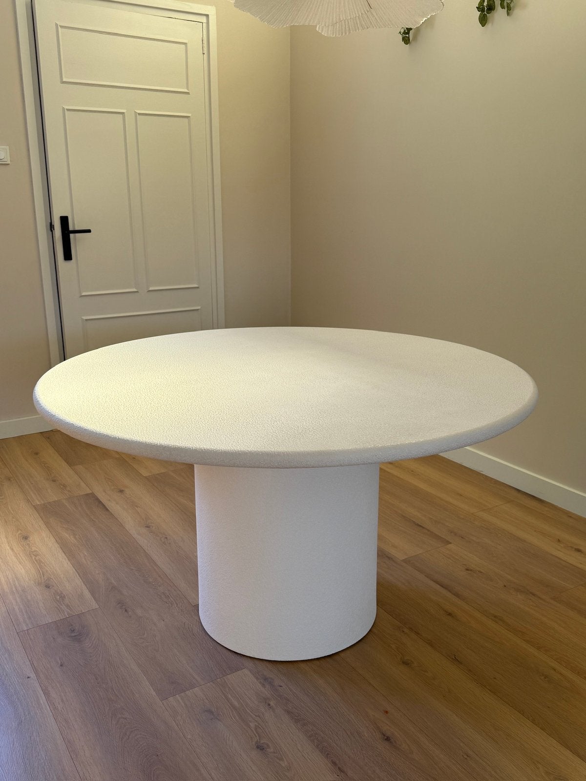 Ronde eettafel Ø135cm, Huis en Inrichting, Tafels | Eettafels, Ophalen, Zo goed als nieuw, Rond, 100 tot 150 cm