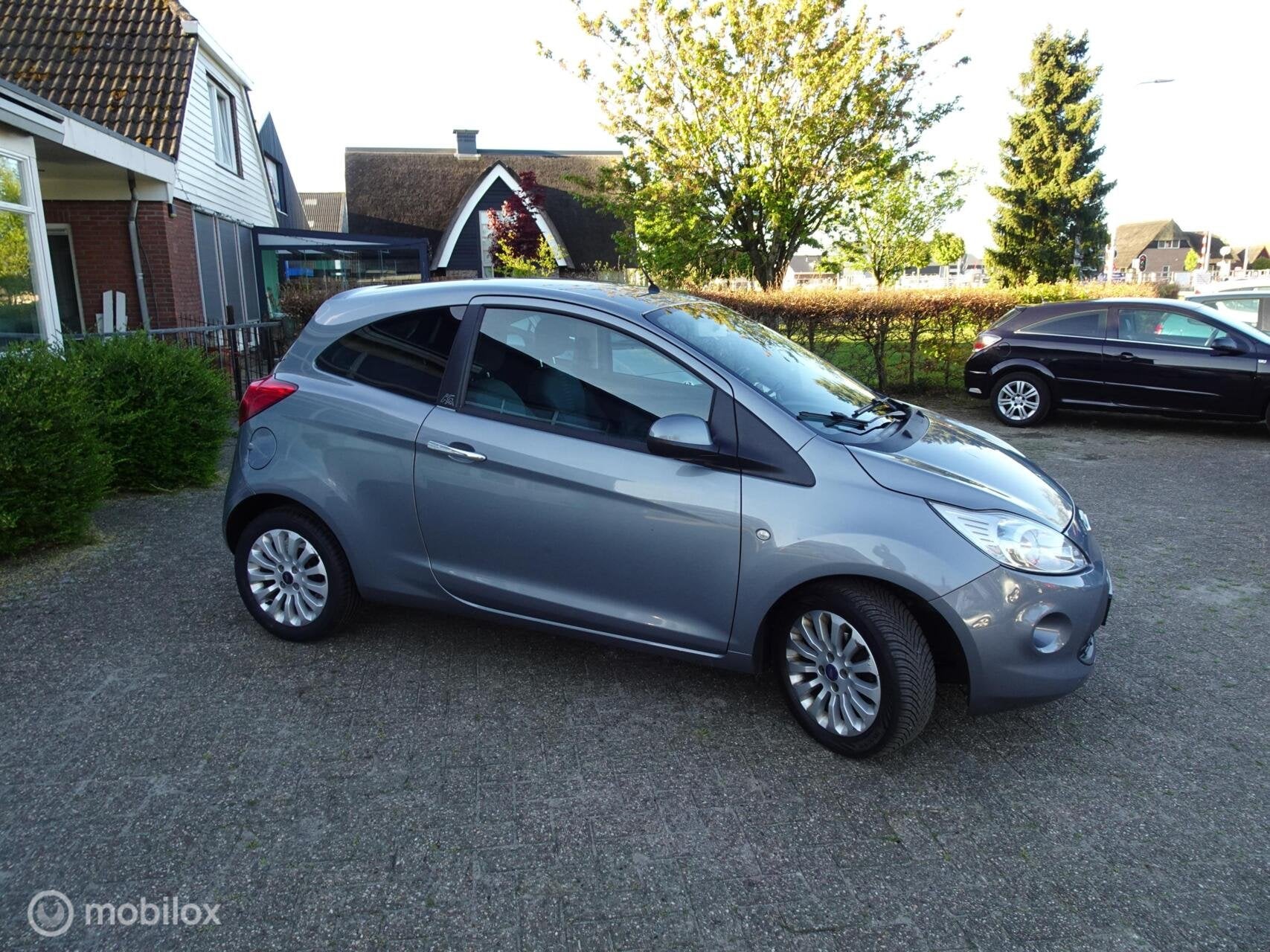 Ford Ka 1.2 Titanium X start/stop ( LUXE UITVOERING ), Voorwielaandrijving, Stof, Gebruikt, 4 cilinders