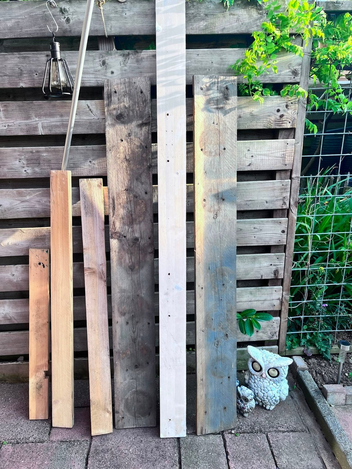 Gratis diverse houten planken en balken, Gebruikt, 25 tot 50 mm, Ophalen of Verzenden, 300 cm of meer