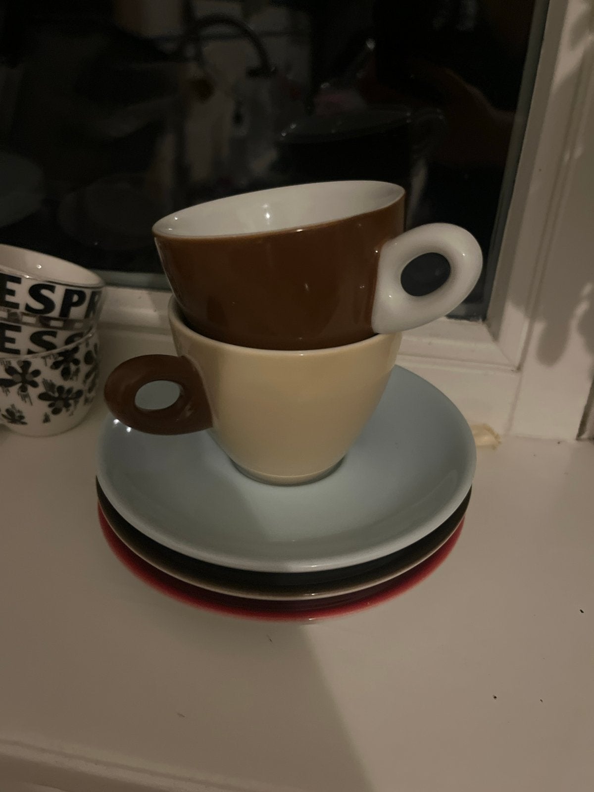 Walküre Germany Espresso Kopjes met Schotels - Set van 2, Huis en Inrichting, Keuken | Servies, Ophalen, Gebruikt, Overige merken