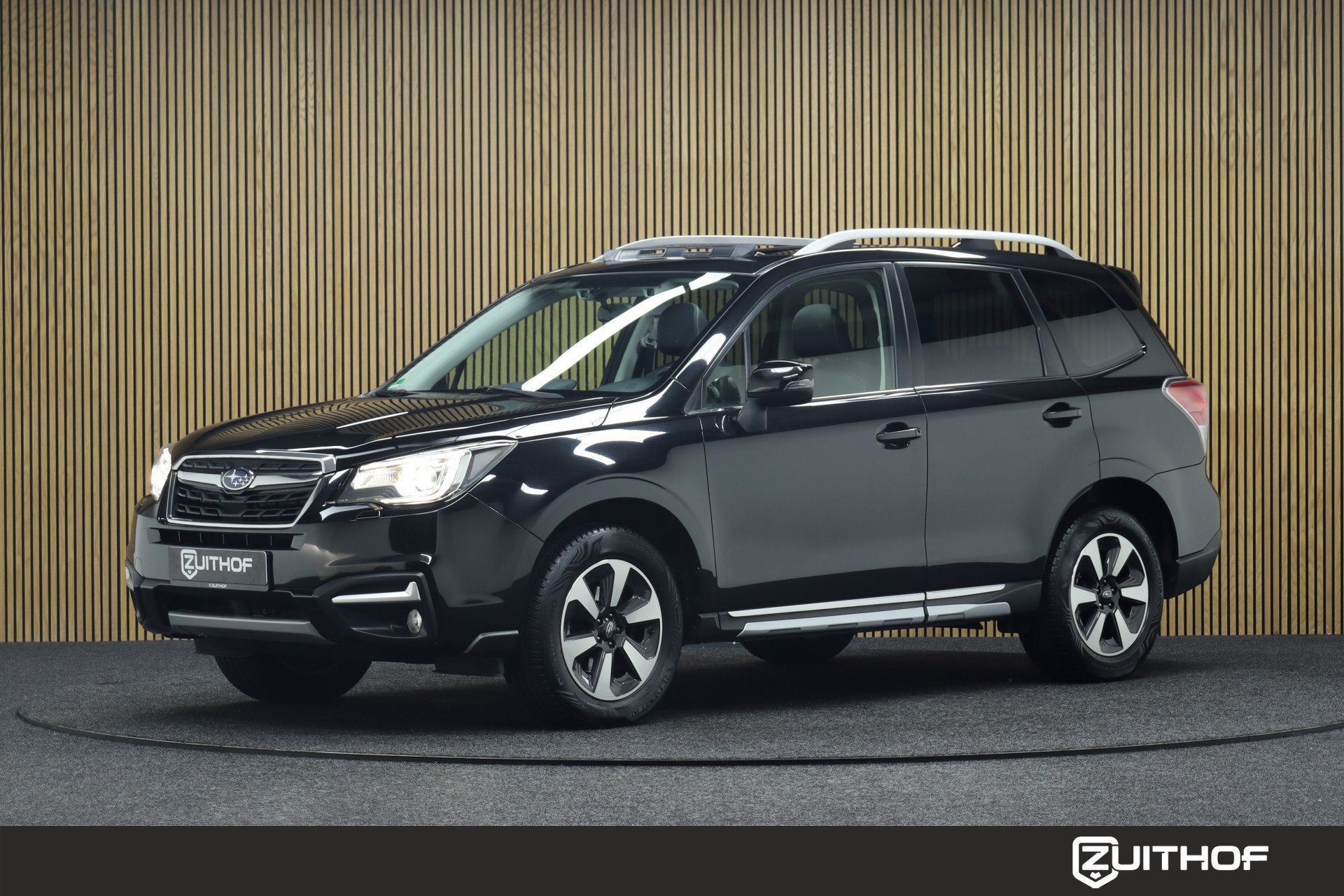 Subaru Forester 2.0 Premium AWD | Elek. Glazen Panoramadak |, Auto's, 15 km/l, 4 cilinders, Bedrijf, Forester
