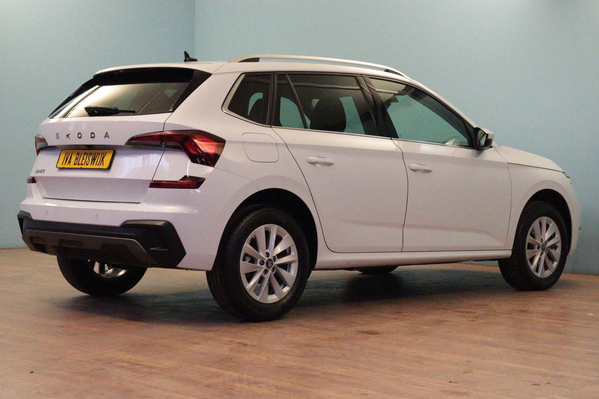 Skoda Kamiq 1.0 TSI Selection Automaat | APPCONNECT | CAMERA, Auto's, Gebruikt, Euro 6, Wit, 3 cilinders