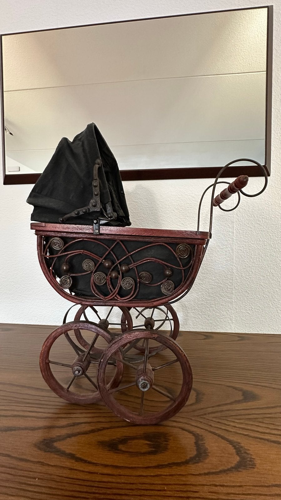 Antieke Engelse decoratieve kinderwagen - miniatuur, Ophalen