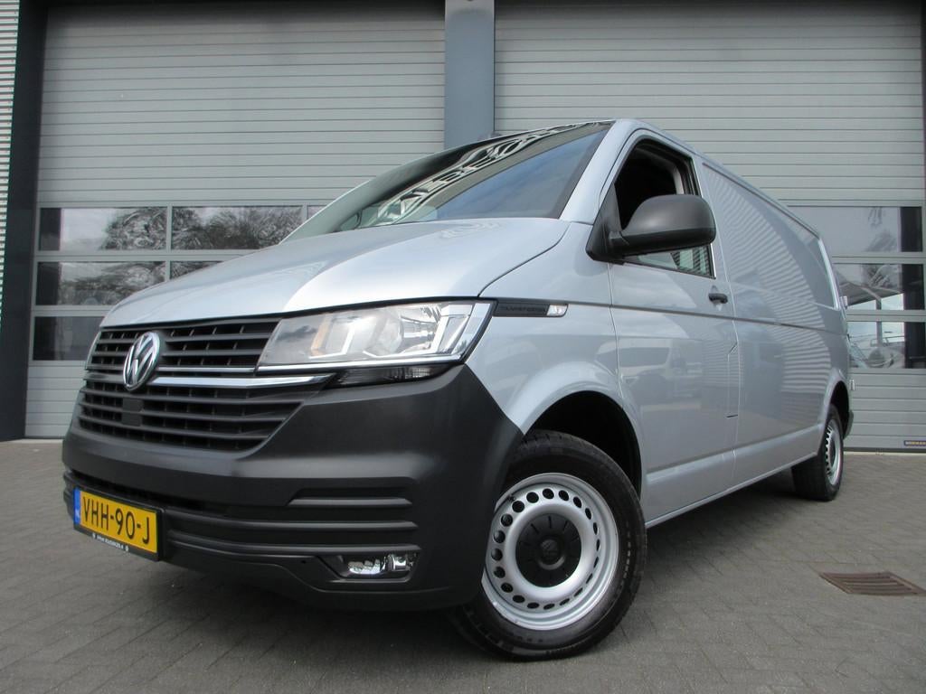 Volkswagen Transporter 2.0 TDI L2H1 150 pk automaat , 3 zits, Auto's, Bestelauto's, Bedrijf, Te koop, Achteruitrijcamera, Airconditioning