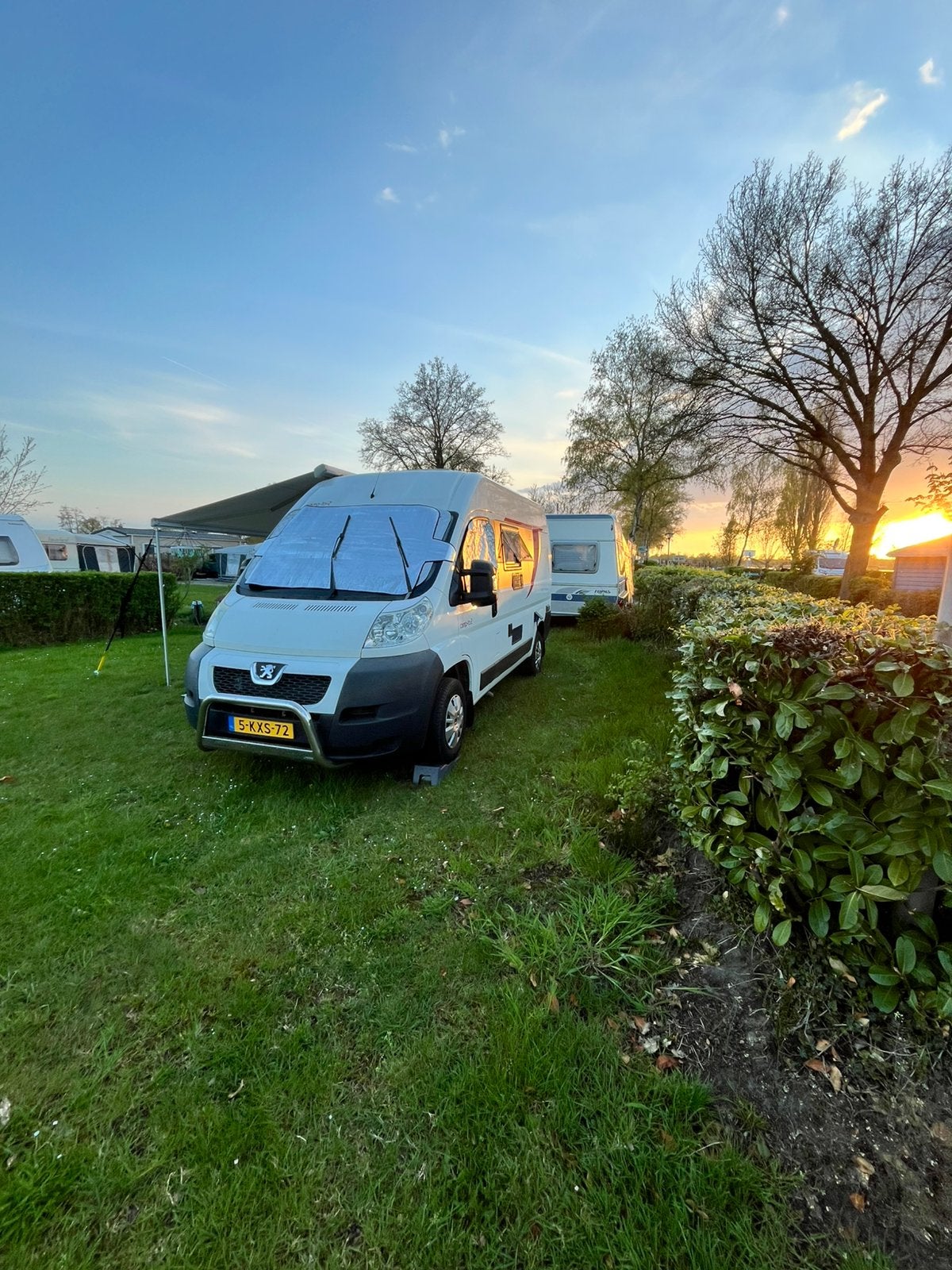 Buscamper Peugeot boxer 2.2HDI L2H2, Caravans en Kamperen, Campers, Overige merken, Chemisch toilet, Buscamper of Camperbus, Ringverwarming