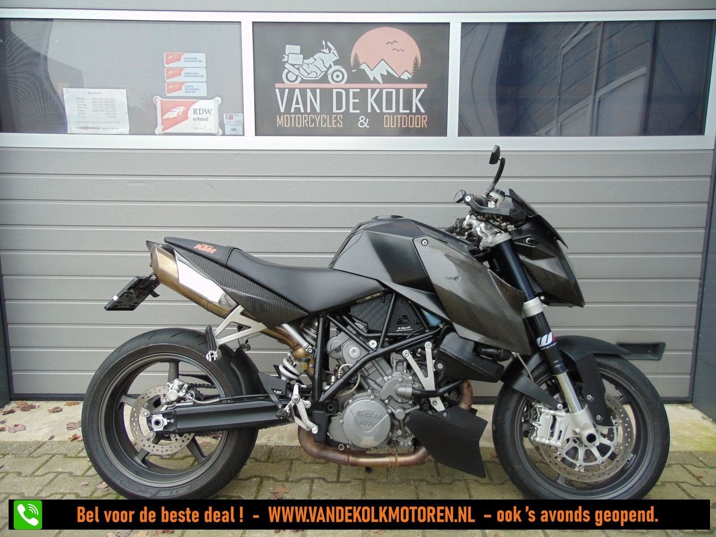 KTM 990 SUPER DUKE (bj 2011), 2 cilinders, KTM, Motorrijbewijs A, Bedrijf