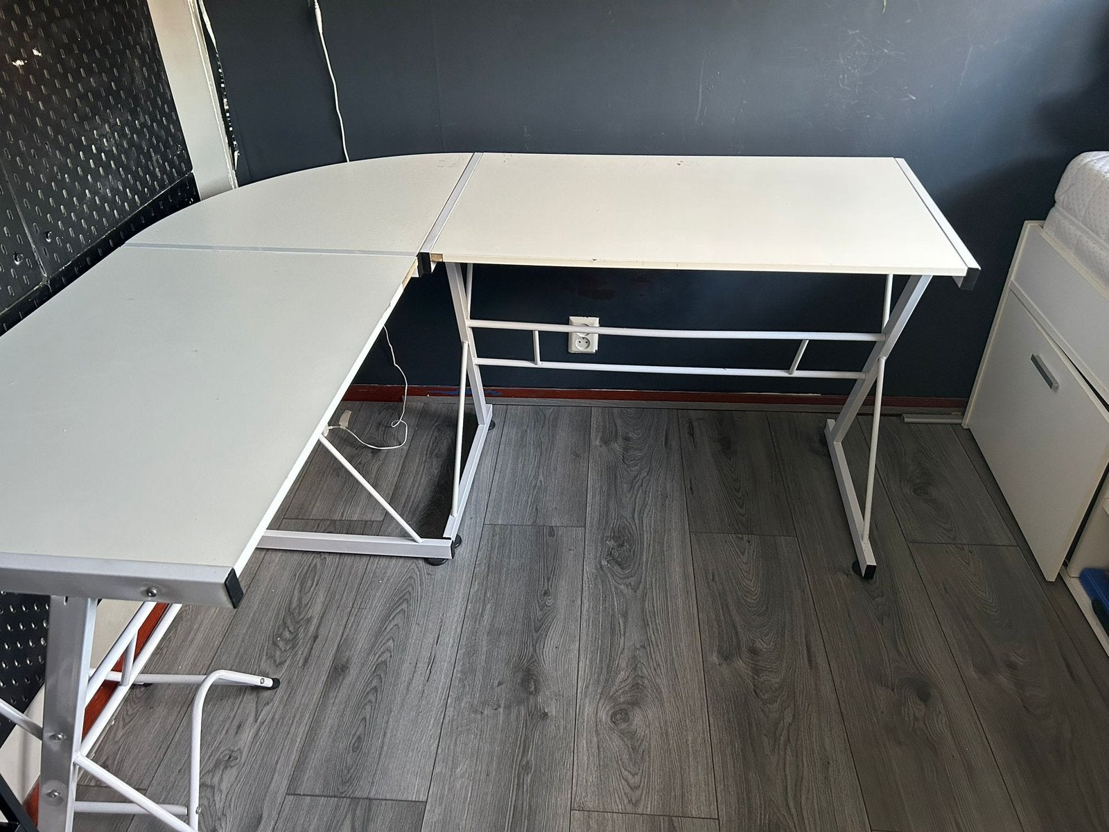 Hoekbureau, Ophalen, Gebruikt