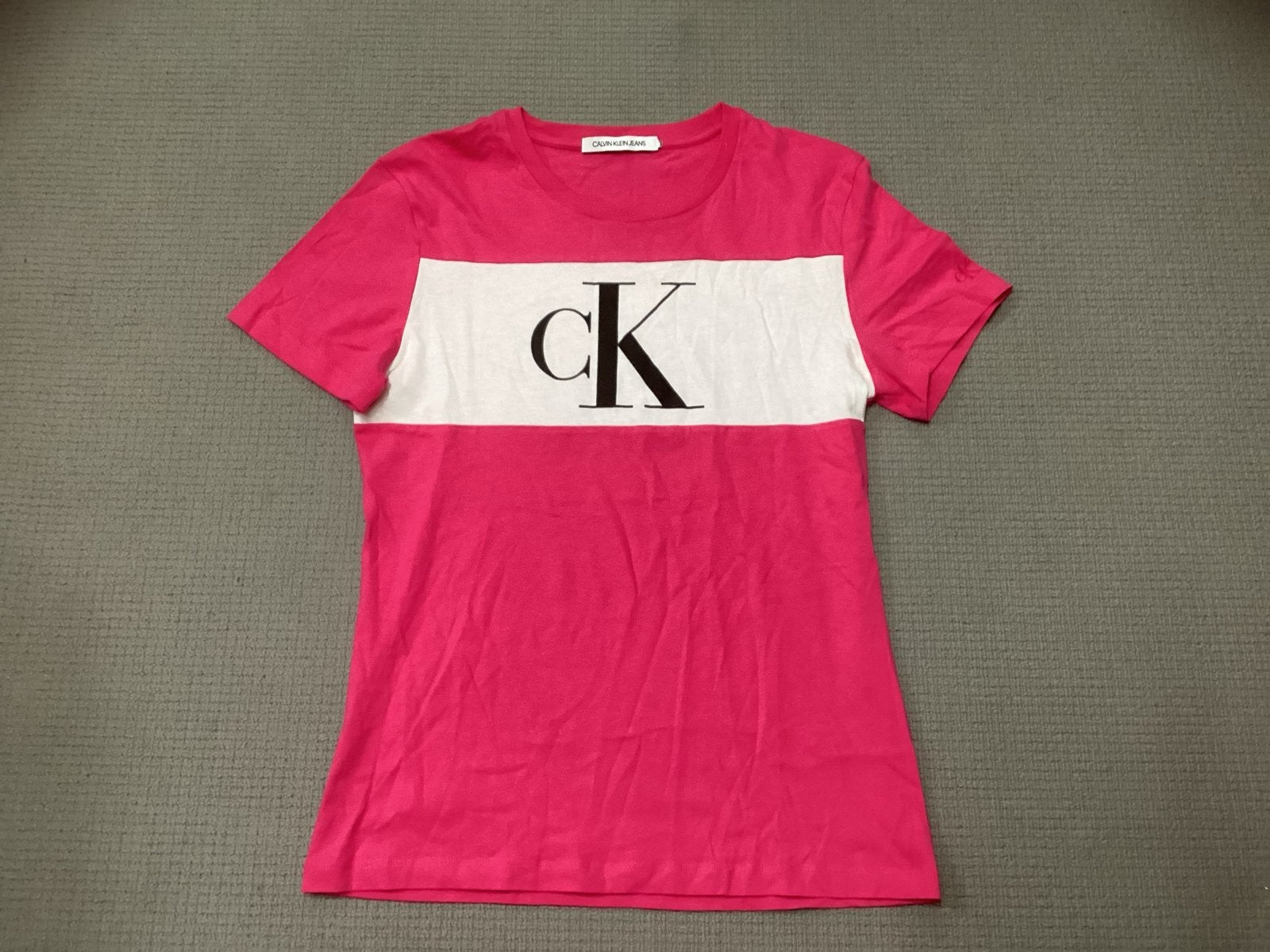 Calvin Klein T-shirt Roze/Wit Maat 170/176, Ophalen of Verzenden, Zo goed als nieuw, Meisje