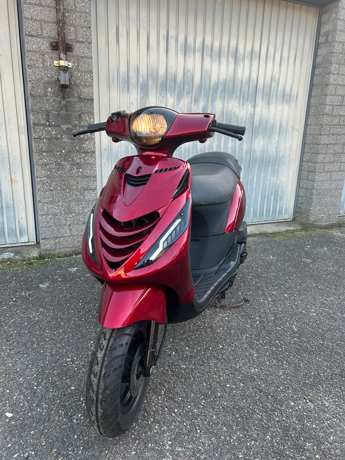 Piaggio zip, Ophalen, Zo goed als nieuw, Benzine, Zip