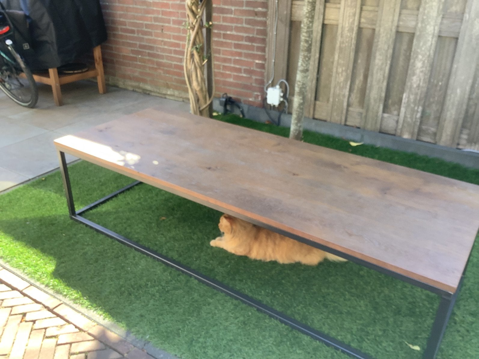 Massief eiken salontafel met stalen frame, Ophalen, Gebruikt
