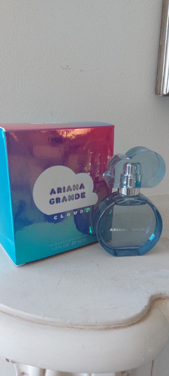 Ariana Grande Cloud Eau de Toilette, Ophalen of Verzenden, Zo goed als nieuw
