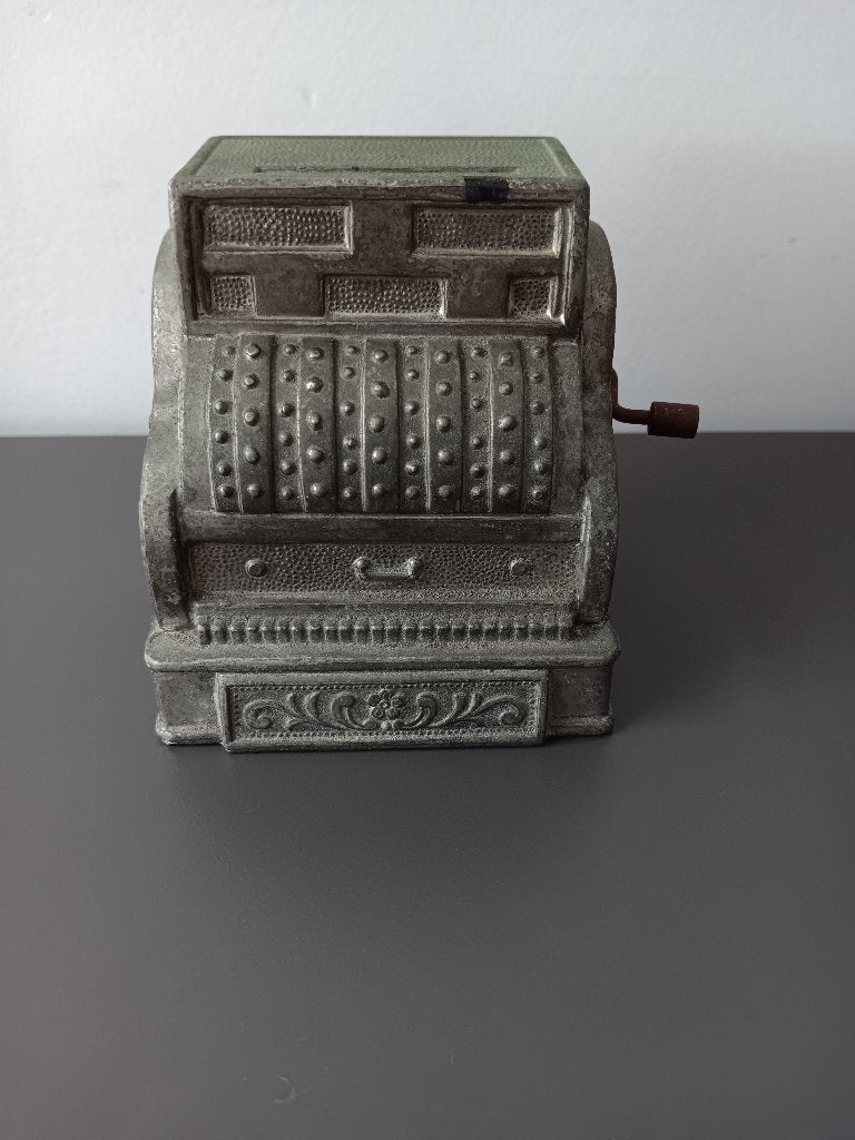 Vintage spaarpot kassa met muziek Happy Birthday, Ophalen of Verzenden, Gebruikt, Metaal of Blik, Object of Gebouw