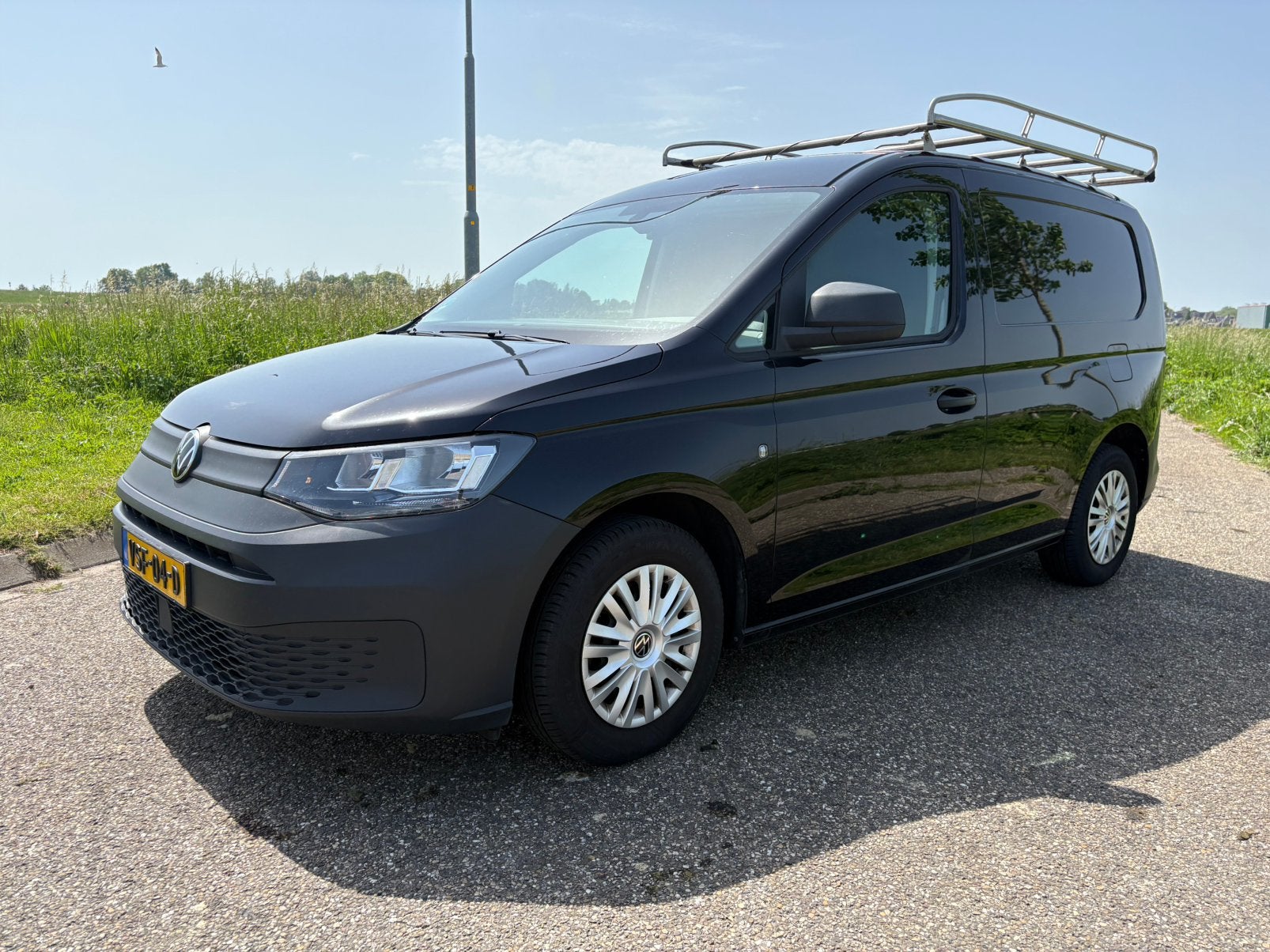 Volkswagen Caddy 2.0 TDI L1H1 2022 | Trekhaak | Imperiaal, Voorwielaandrijving, 74 pk, 4 cilinders, Volkswagen