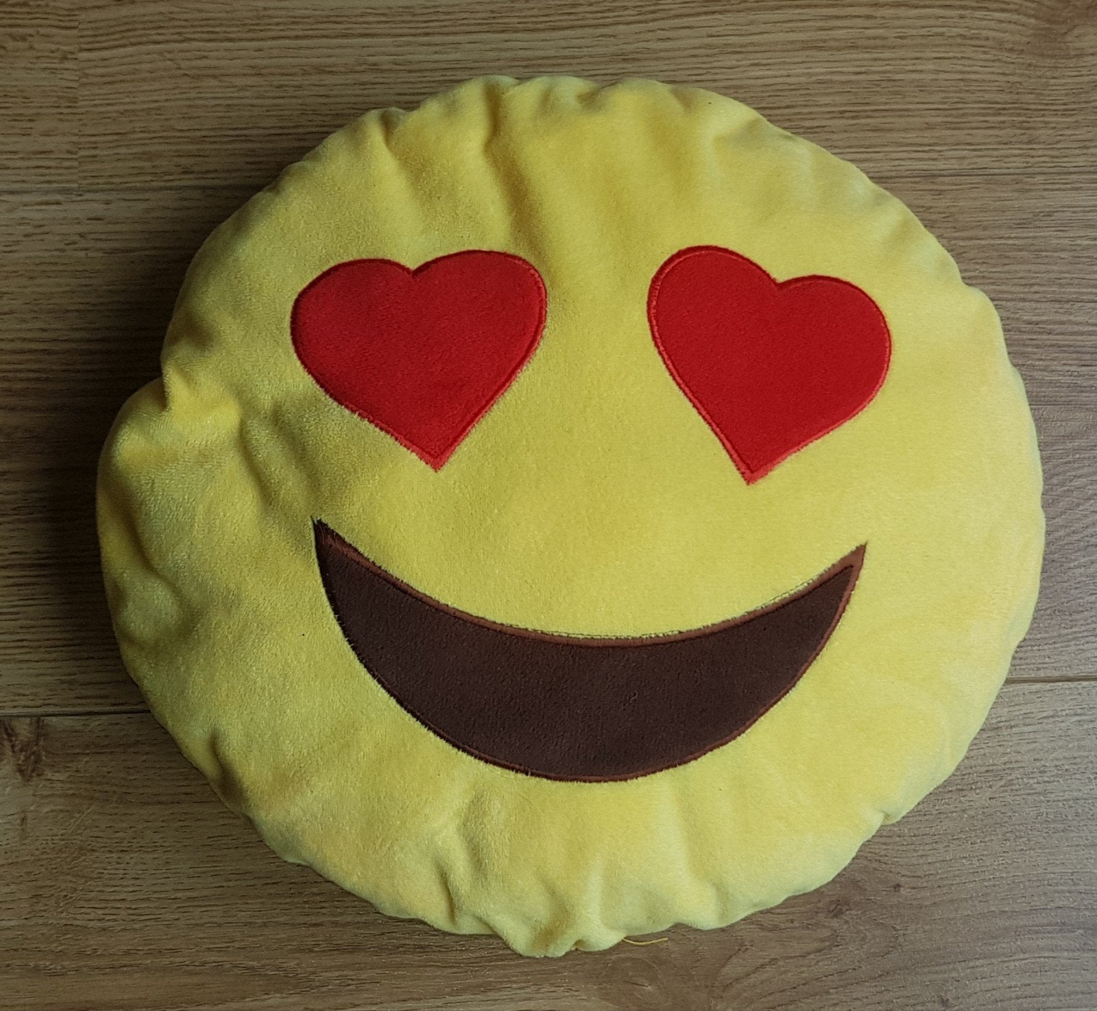 EMOJI KNUFFEL KUSSEN, Ophalen of Verzenden, Zo goed als nieuw