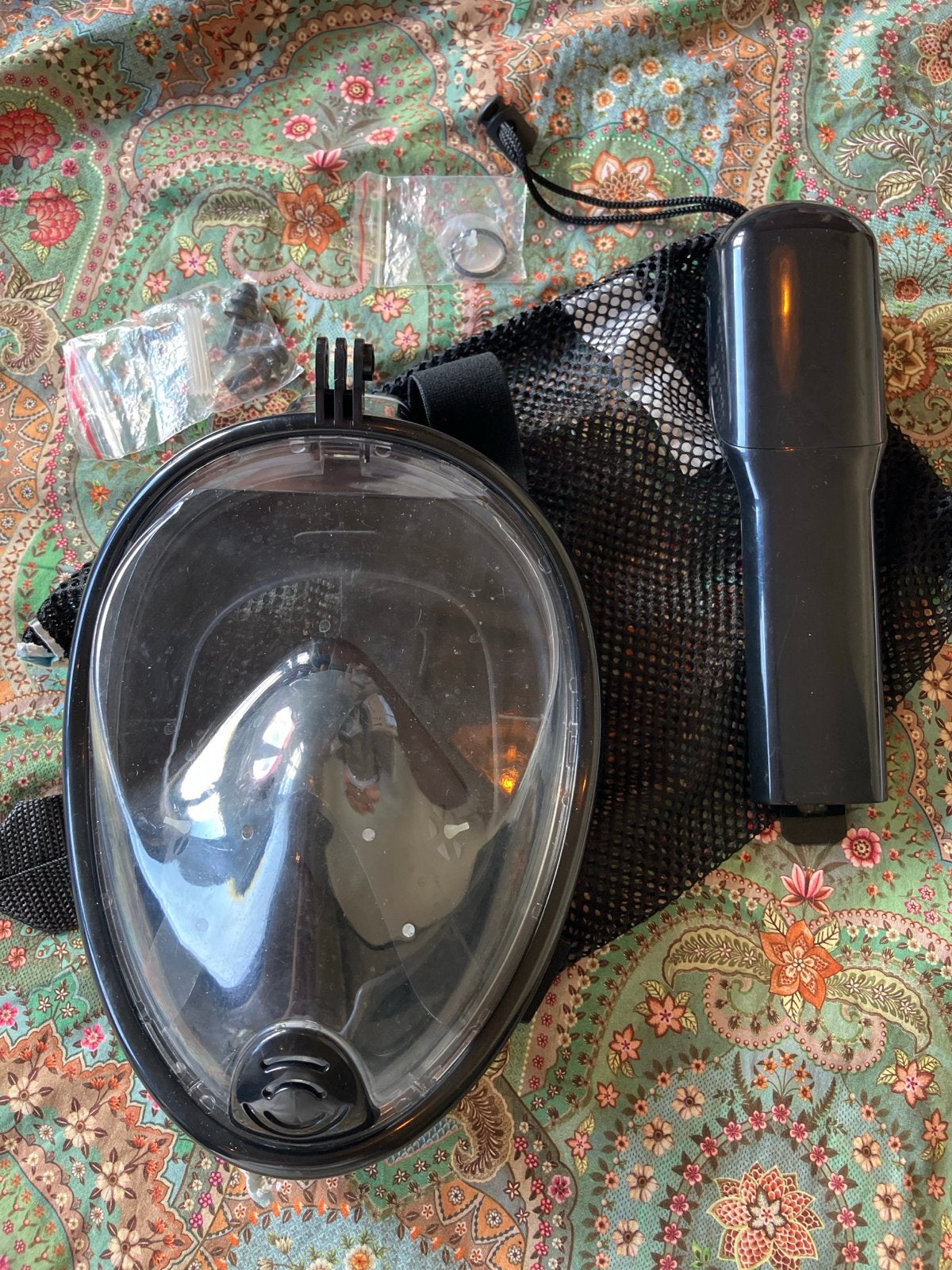 Volwassen snorkelmasker met snorkel en GoPro-bevestiging, Ophalen, Gebruikt, Snorkelmasker
