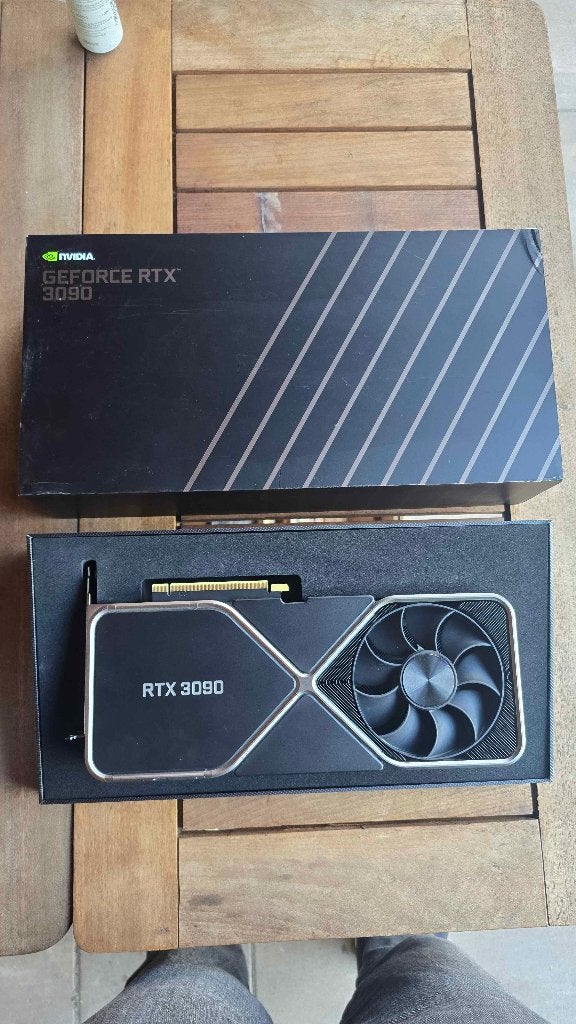 RTX 3090 Founders Edition 24GB VRAM, Computers en Software, Ophalen, GDDR6, PCI-Express 4, Zo goed als nieuw