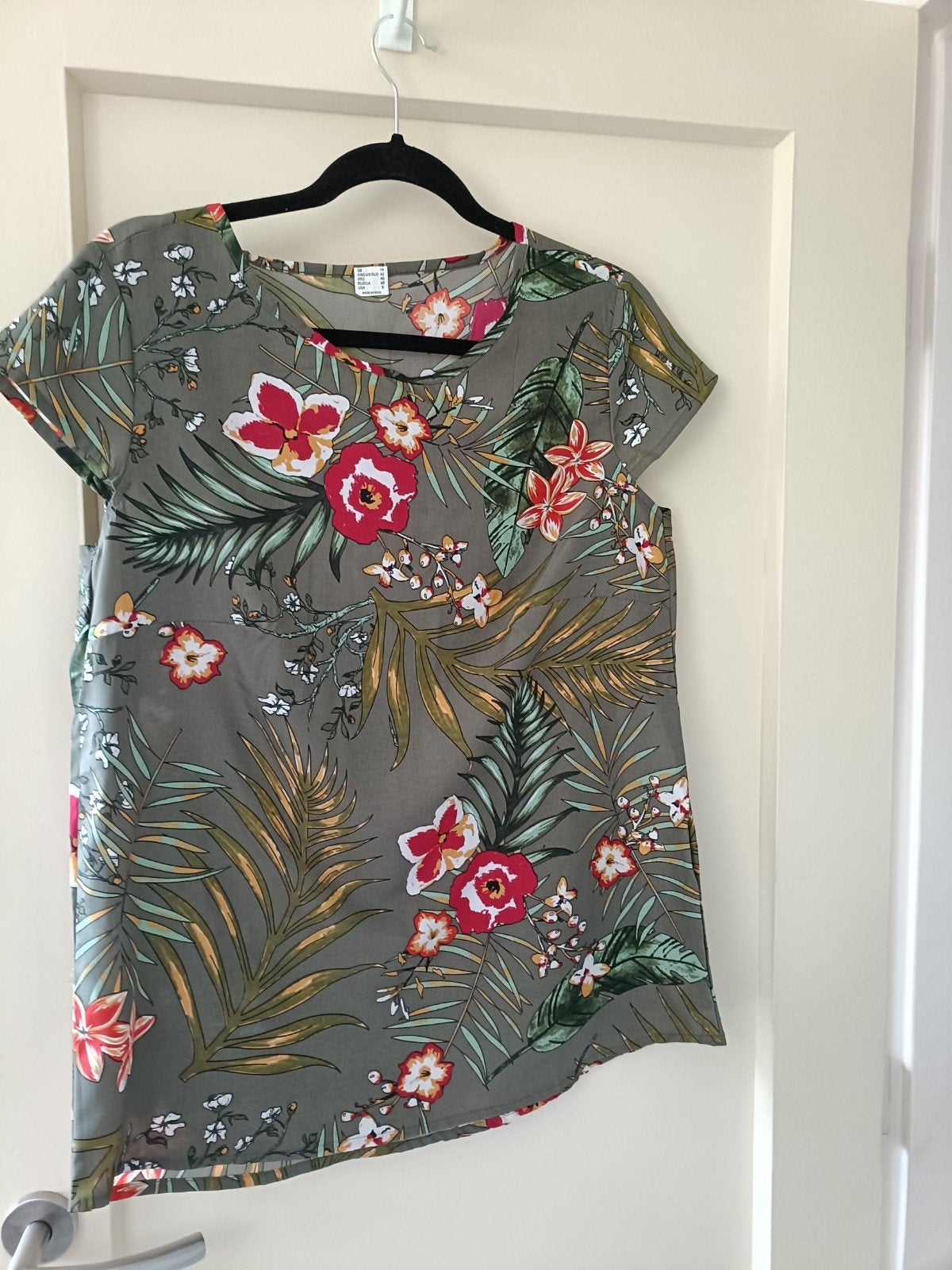 ZOMERSE TOP, Maat 42/44 (L), Ophalen of Verzenden, Zo goed als nieuw, Korte mouw