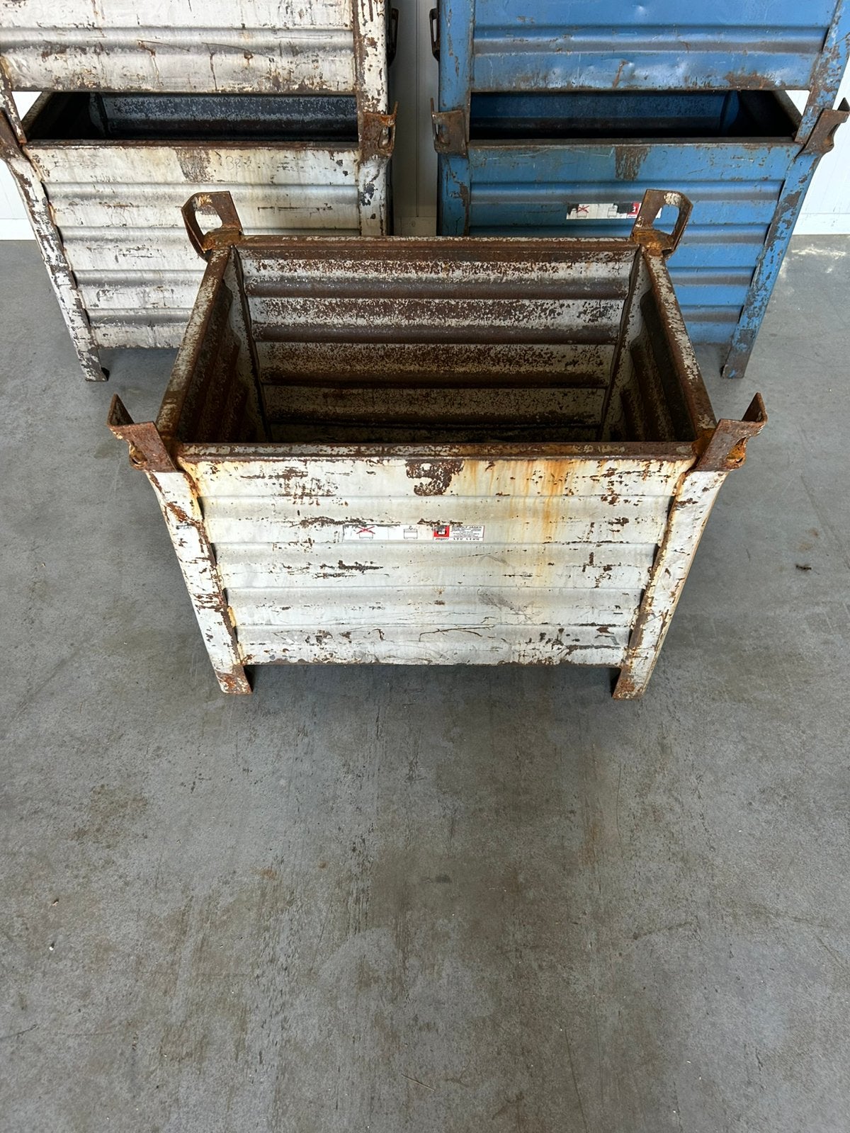 Stapelbakken / Magazijnbakken (18 stuks), Gebruikt, 60 cm of meer, 50 tot 75 cm, Bak of Kist