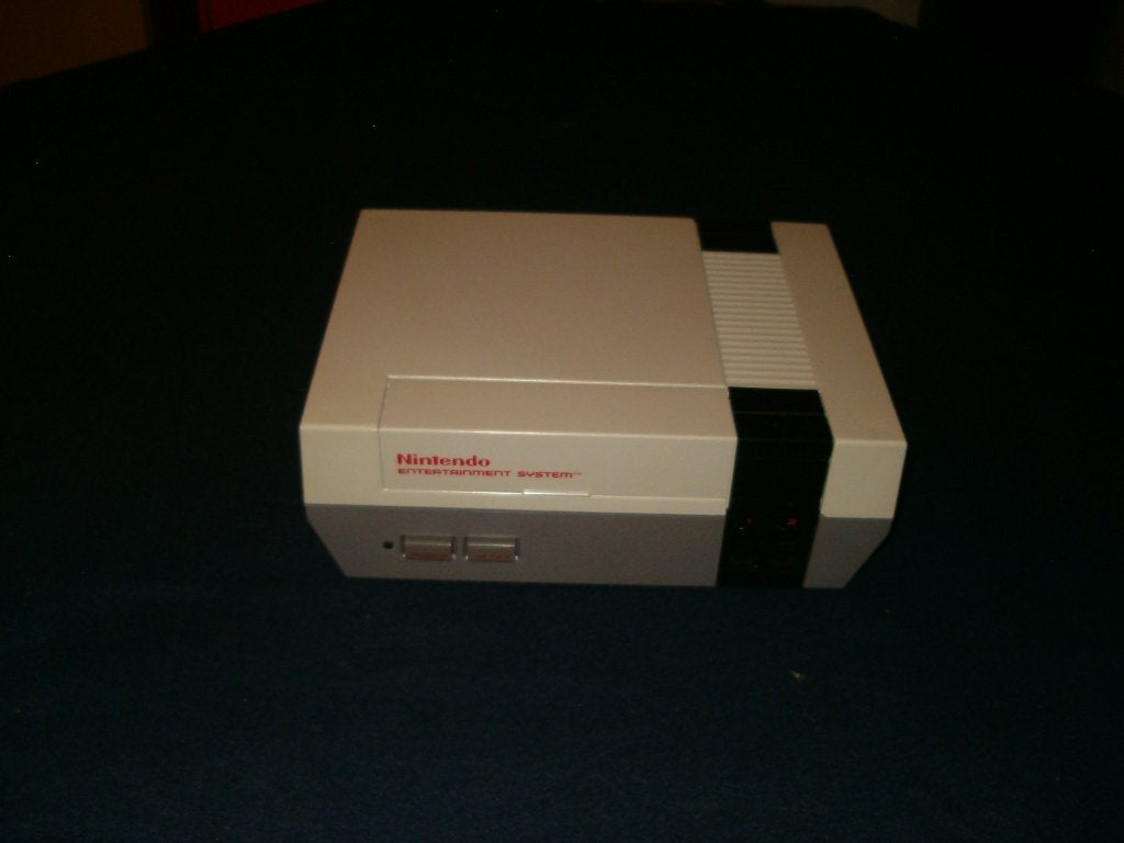 Nintendo NR 2. Met 4 Games., Spelcomputers en Games, Ophalen of Verzenden, Zo goed als nieuw, Met 2 controllers, Met games