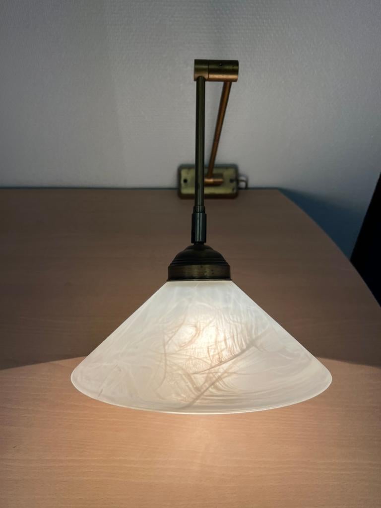 Vintage Messing Scharnierarm WANDLAMP Jaren 50 + Glazen Kap, Ophalen of Verzenden, Gebruikt, Glas, Vintage Jaren 50
