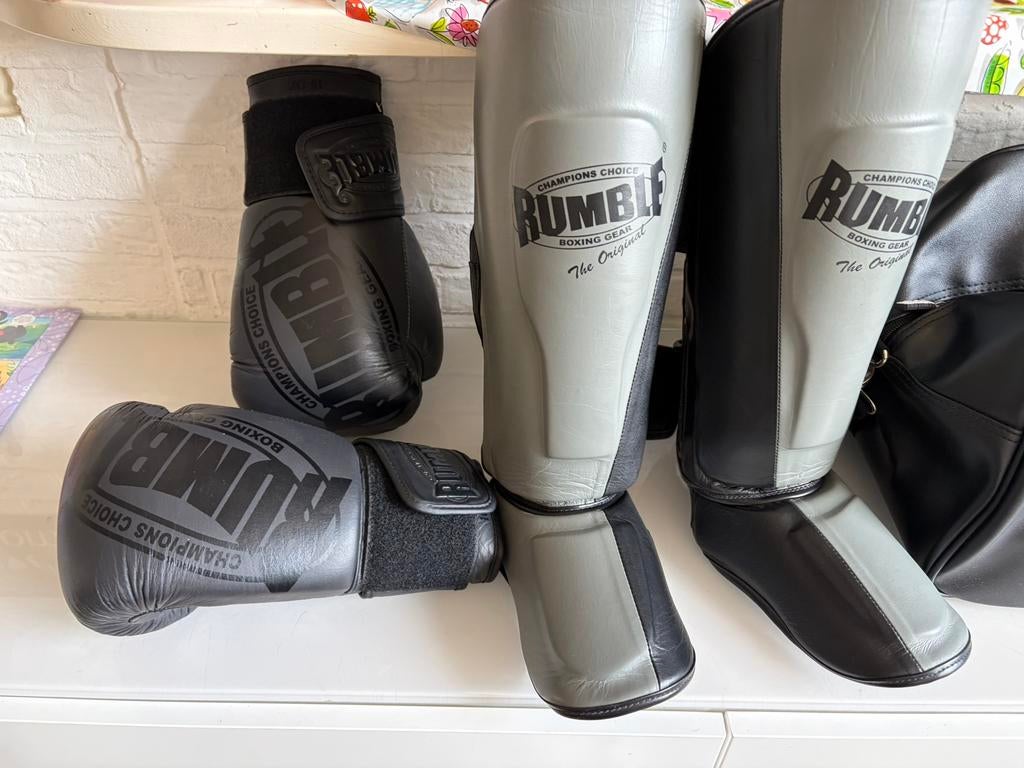 Kickboksspullen rumble en venum, Ophalen of Verzenden, Zo goed als nieuw, Overige