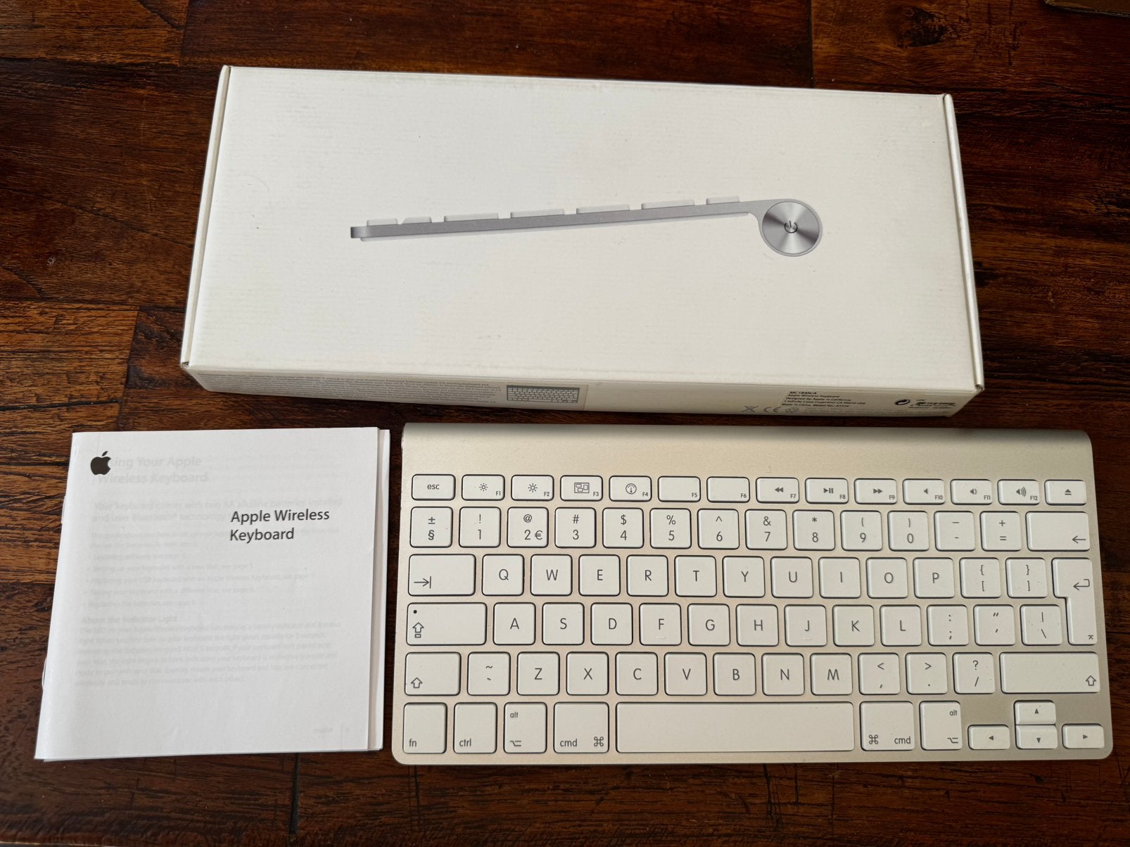 Origineel Apple Wireless Keyboard met doos - QWERTY, Verzenden, Zo goed als nieuw