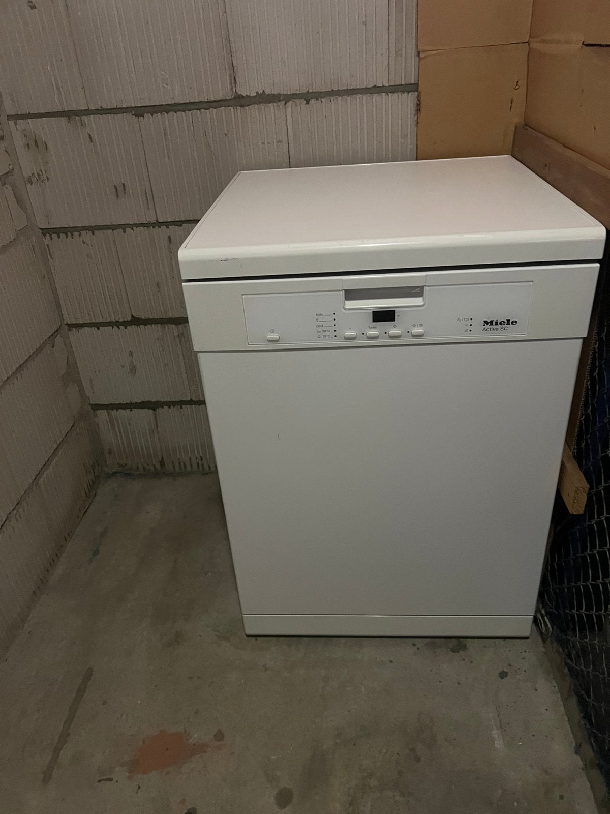Miele vaatwasser Active SC, Ophalen, Zo goed als nieuw, Minder dan 85 cm