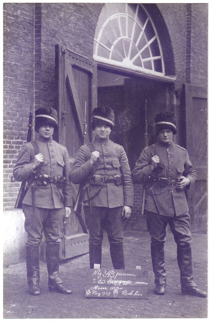 Reprofoto Foto 1929 - Militairen Uniform - Huzaren Cavalerie, Foto, Ophalen of Verzenden, Zo goed als nieuw, Voor 1940