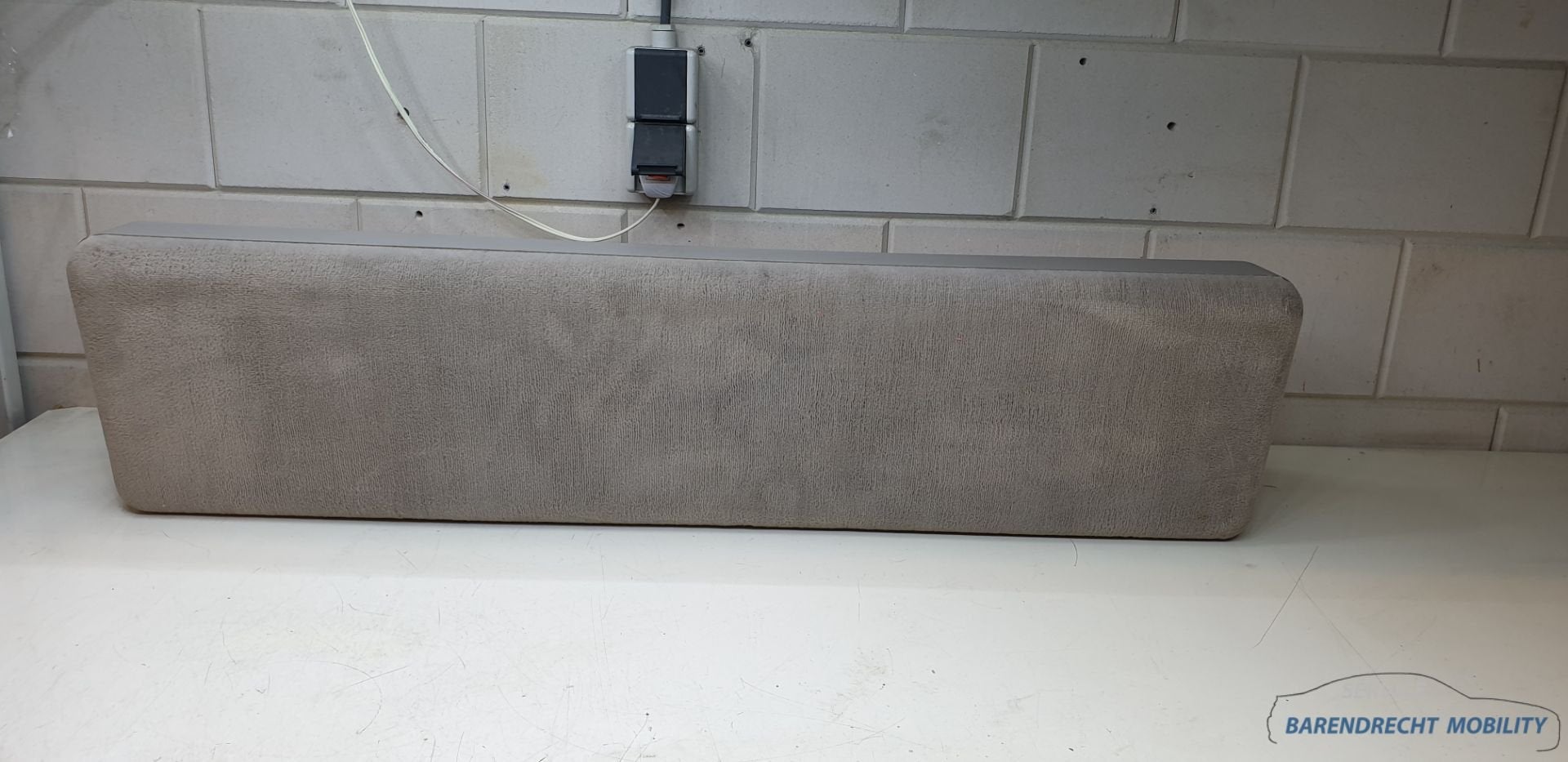 Opbergvak Mercedes E klasse S211 2118400074 storage box koff, Gebruikt, Mercedes-Benz AG, Mercedes-Benz, Ophalen of Verzenden