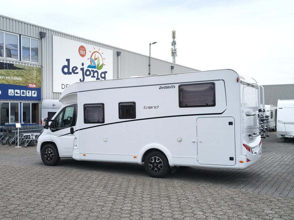 Dethleffs Trend T 7057 EB -9 traps automaat-hefbed, Caravans en Kamperen, Automaat, Ringverwarming, Fiat, Airbags