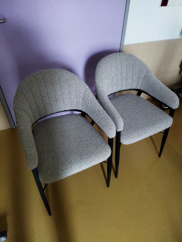 Stoelen eventueel met tafel, Ophalen, Gebruikt, Twee