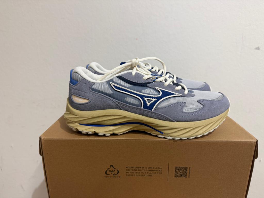 Te koop nieuwe Mizuno Wave Rider Beta blue, Postlaan 3, Blauw, Nieuw, Ophalen of Verzenden