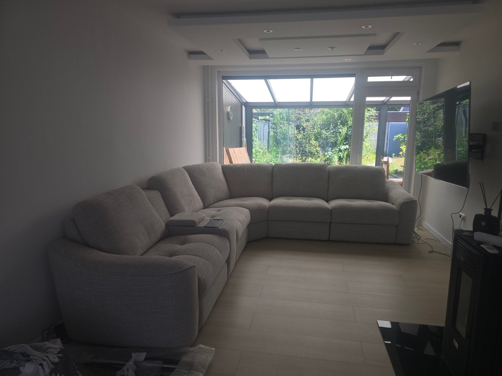 Bank is 1maand oud Moderne Hoekbank met Comfortabele Stof, Modern, Comfortabel, 100 tot 125 cm, Hoekbank, 300 cm of meer