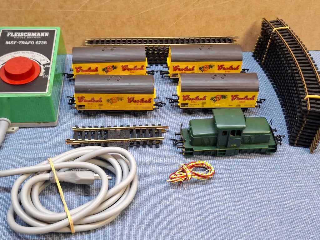 GROLSCH BIER TREIN  LOKJE 1306  TRAFO 6735, Gelijkstroom, Fleischmann, Ophalen of Verzenden, Gebruikt