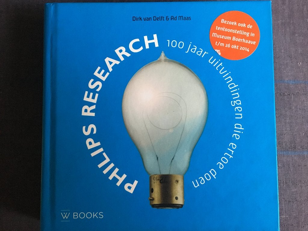 Philips Research 100 jaar uitvindingen - D van Delft A Maas, Ophalen of Verzenden, Zo goed als nieuw
