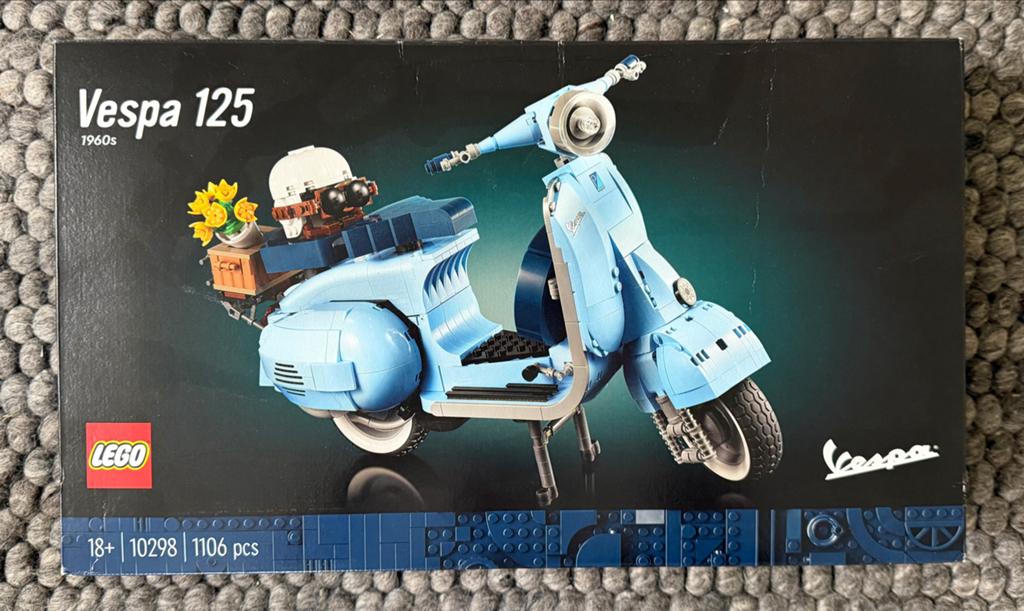 LEGO Vespa 125 (10298) - Ongeopend, Lego, Nieuw, Ophalen of Verzenden, Ongeopend/sealed