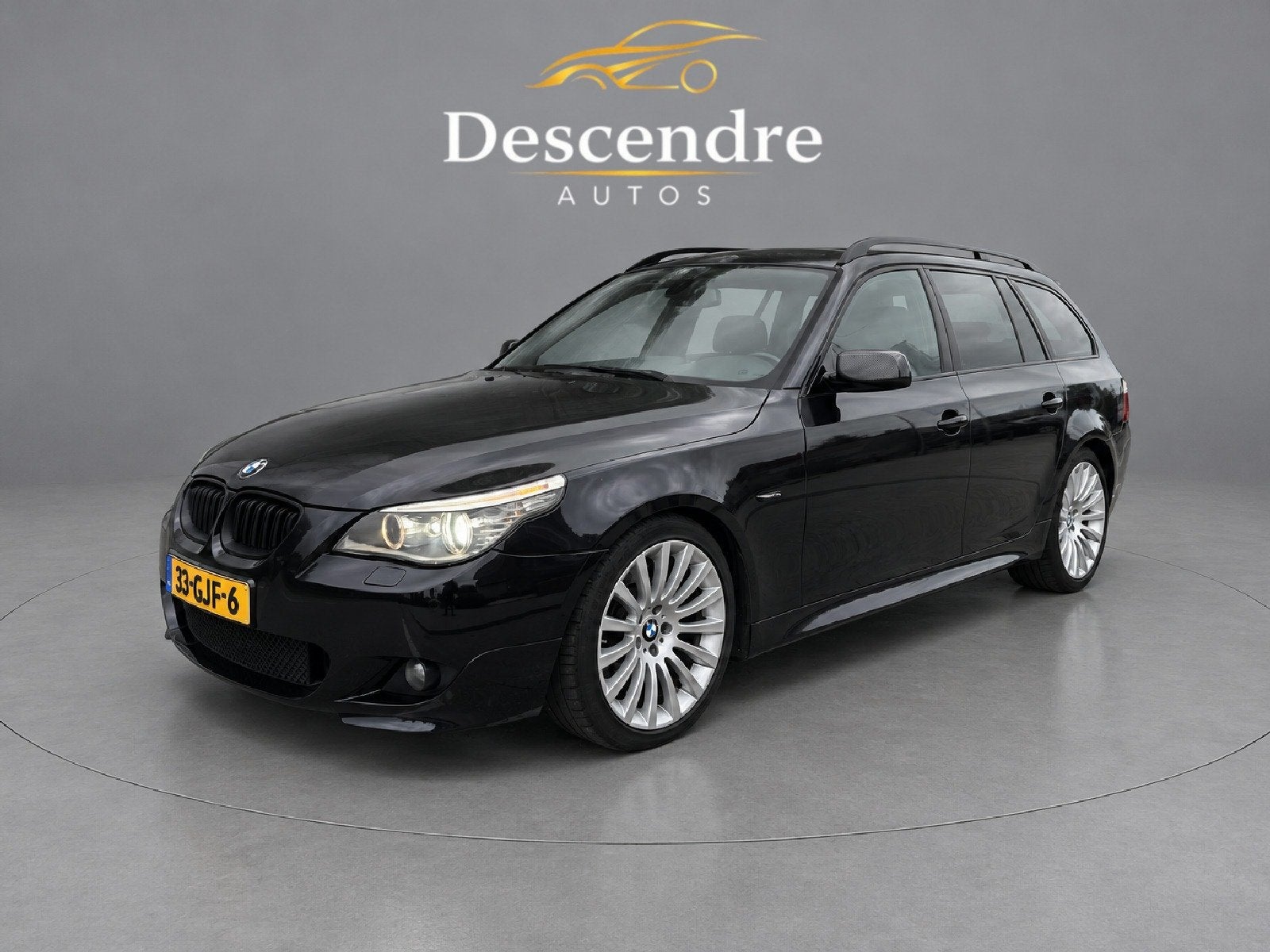 BMW 5 Serie Touring 530i M sport youngtimer (bj 2008), Auto's, Achterwielaandrijving, Gebruikt, Zwart, 2000 kg