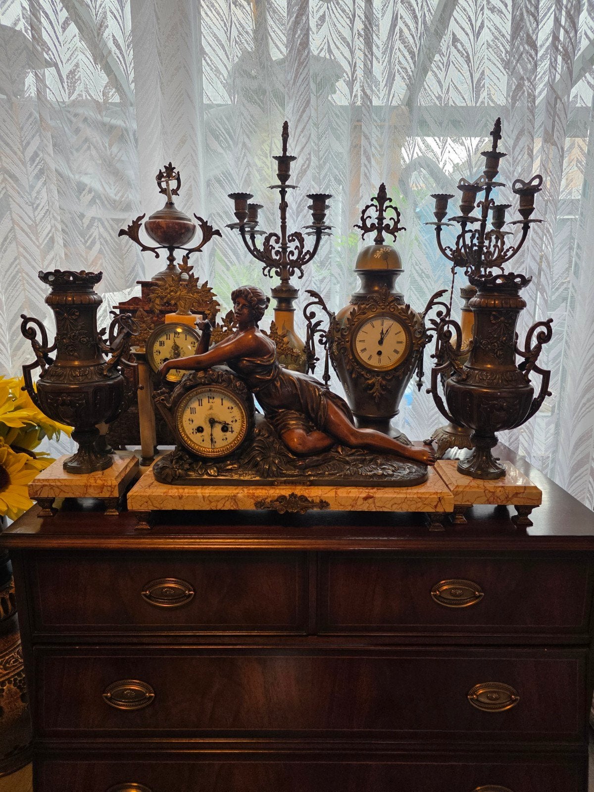 Antieke bronzen klokkenset met beelden, Antiek en Kunst, Ophalen
