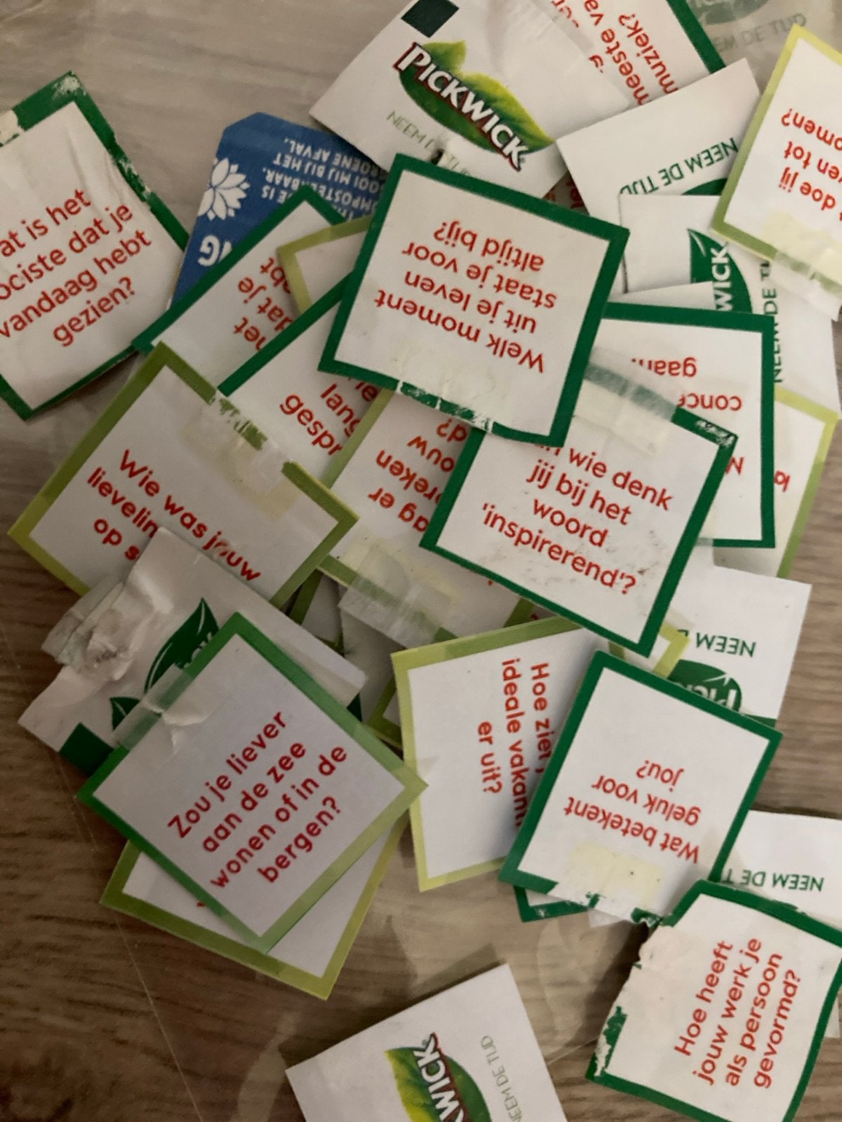 Pickwick theelabels met vragen - voor leuke gesprekken, Ophalen of Verzenden, Zo goed als nieuw