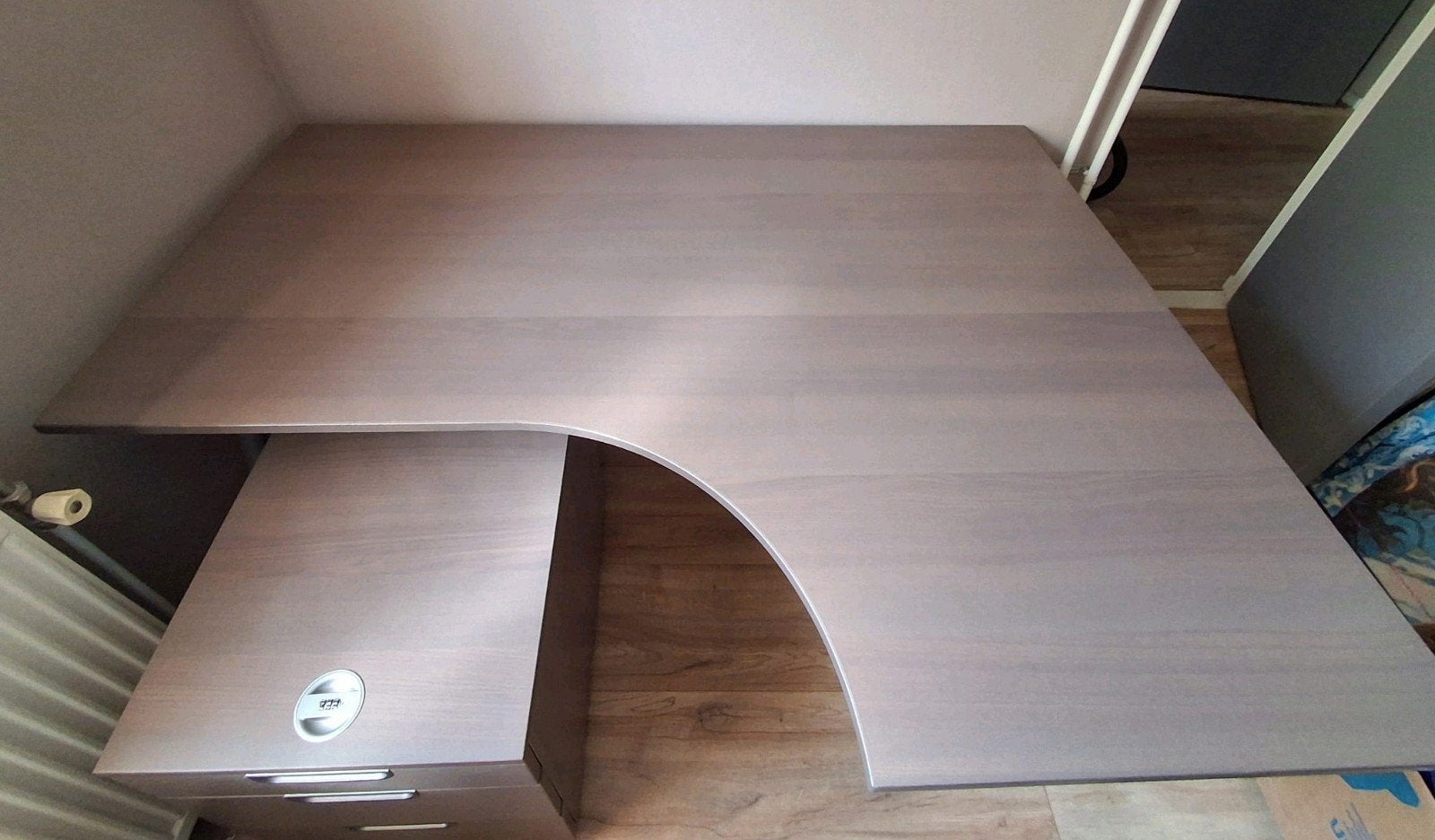 * Galant Ikea Hoek bureau grijsbruin inclusief rolkast *, Ophalen, 160 cm, Gebruikt, Hoekbureau