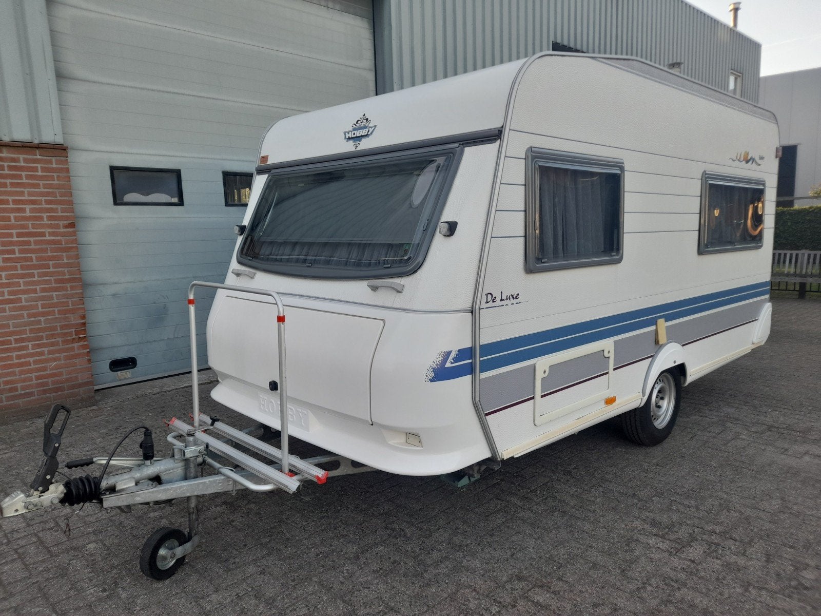 4 pers caravan hobby de luxe voortent luifel zgan, Ophalen, Zo goed als nieuw