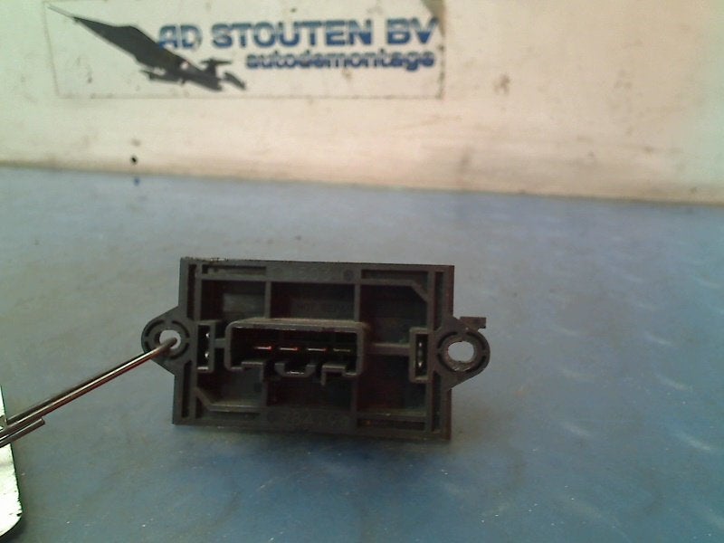 Kachelweerstand Suzuki SX4 (EY/GY) (2006-06/..), Gebruikt, Suzuki Deutschland GmbH, Kontakt@suzuki.de, Suzuki-Allee 7, Bensheim 64625, , Duitsland