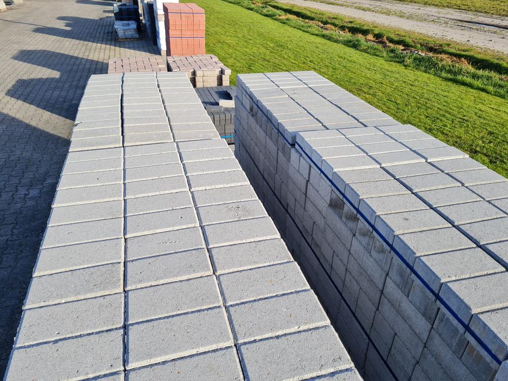 Betonklinkers grijs 8 cm B keus, Tuin en Terras, Ophalen, Zo goed als nieuw, Beton, Klinkers