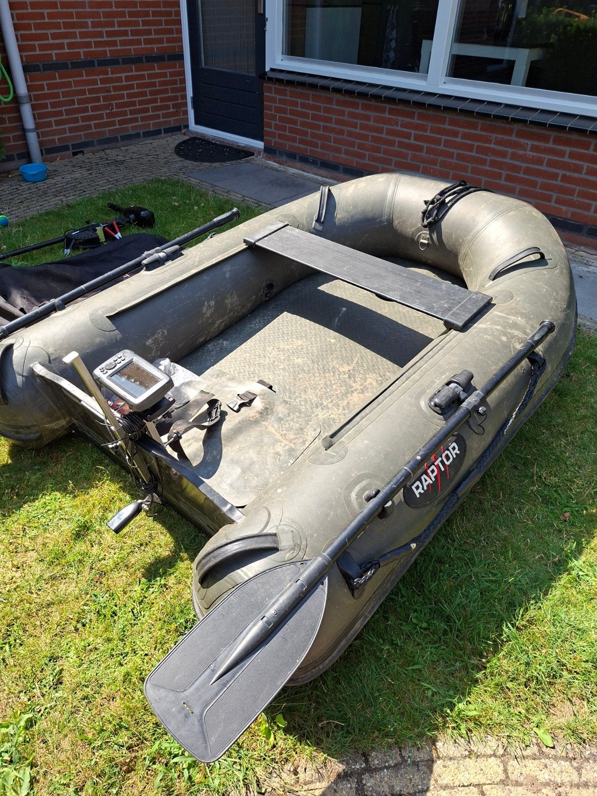 Complete Raptor Rubberboot | Inclusief Motor & Dieptemeter, Ophalen, Zo goed als nieuw, Overige typen